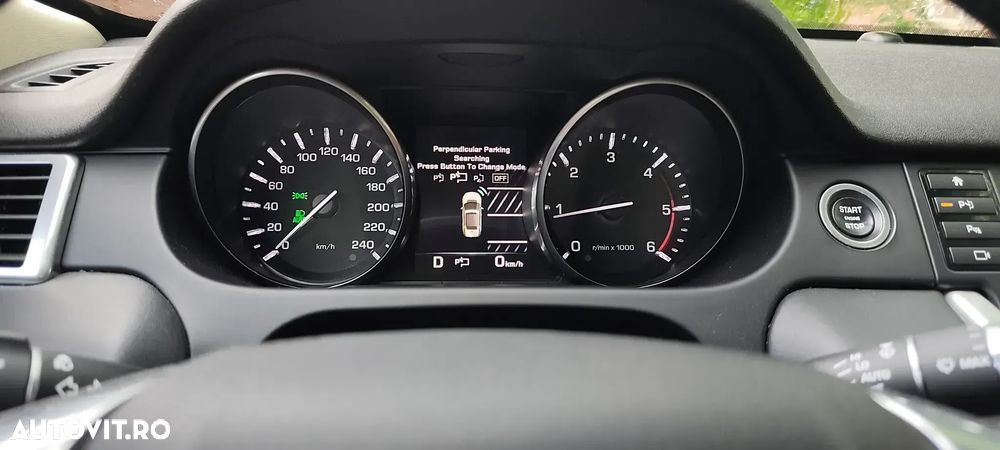 Land Rover Discovery Sport 2.0 l TD4 HSE Luxury Aut. - 18