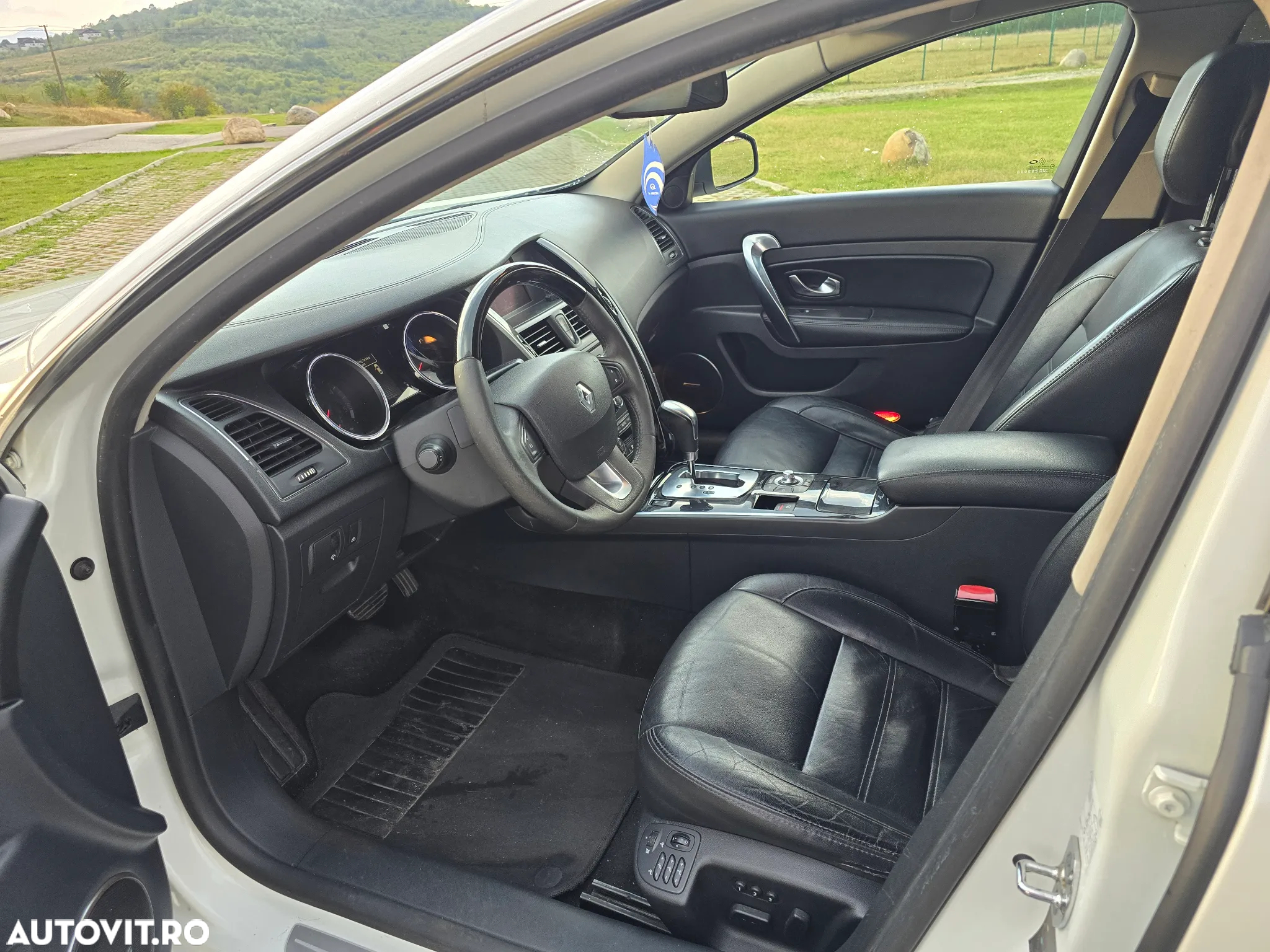 Renault Latitude 2.0 dCi Initiale Aut. - 7