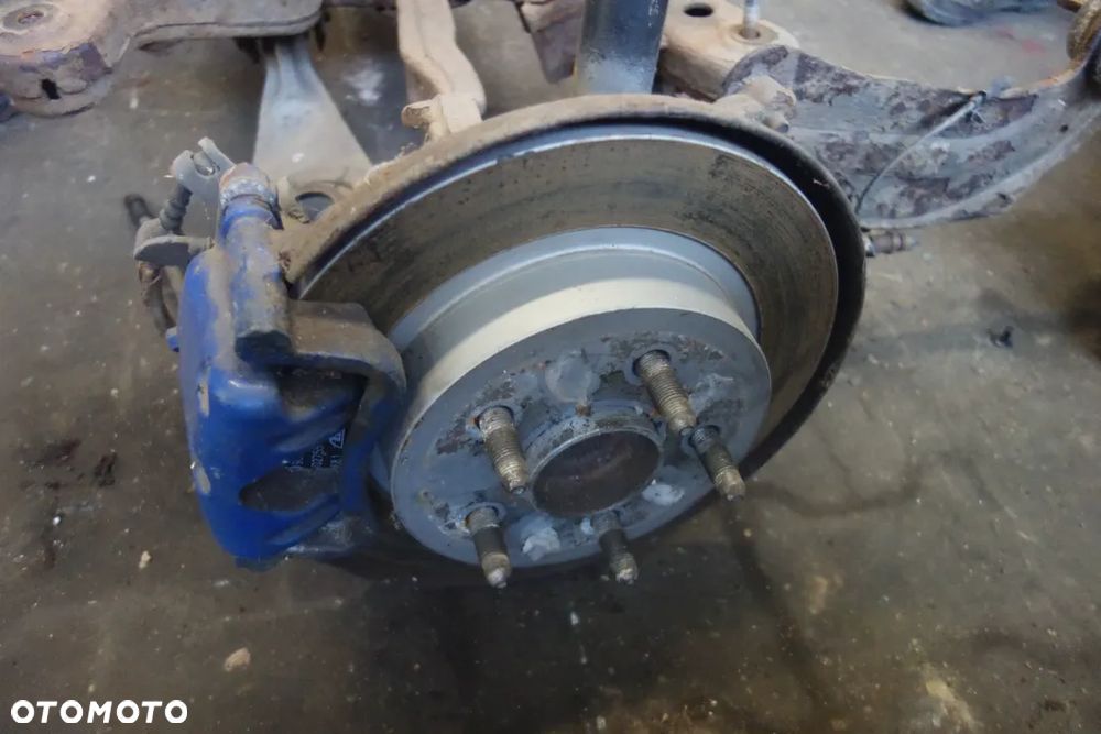 TARCZA Z ZACISKIEM LEWY PRAWY TYŁ OPEL INSIGNIA A SEDAN - 1