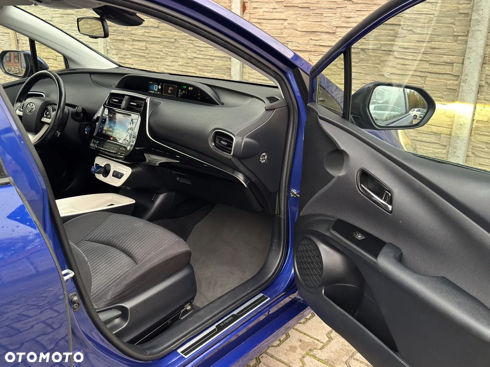 Toyota Prius 1.8 Hybrid Premium - 16