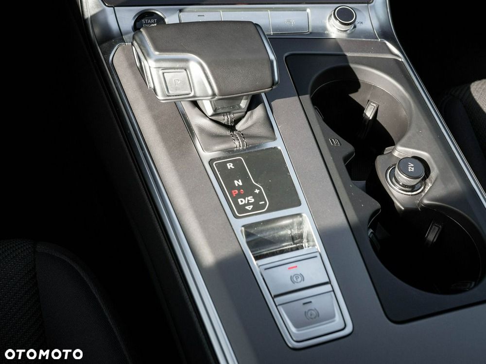 Audi A6 Avant - 17
