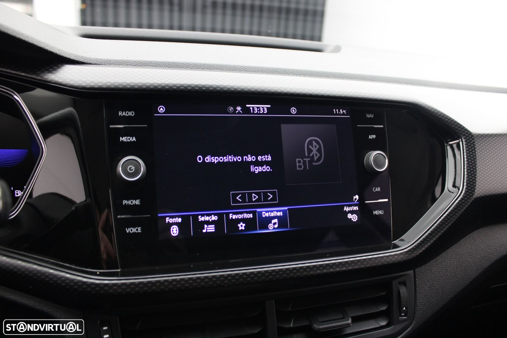 VW T-Cross 1.0 TSI - 12