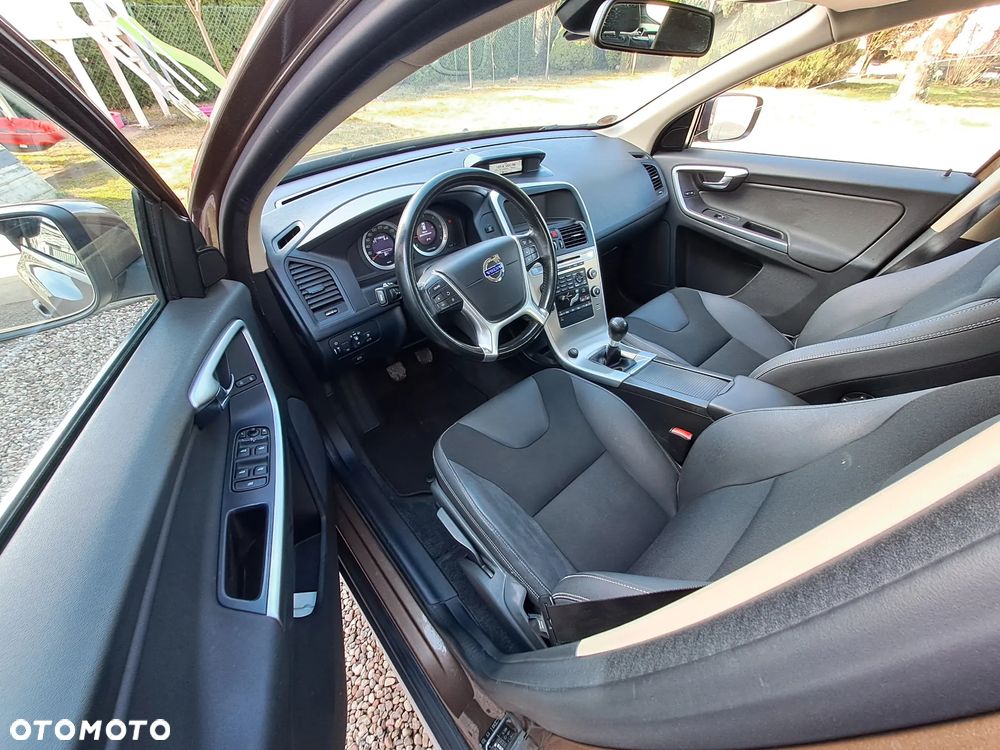 Volvo XC 60 - 16