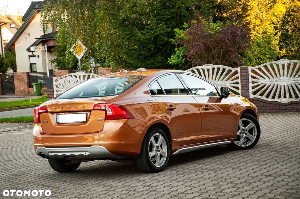 Volvo S60 - 16