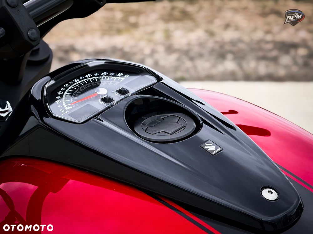 Suzuki Boulevard - 10