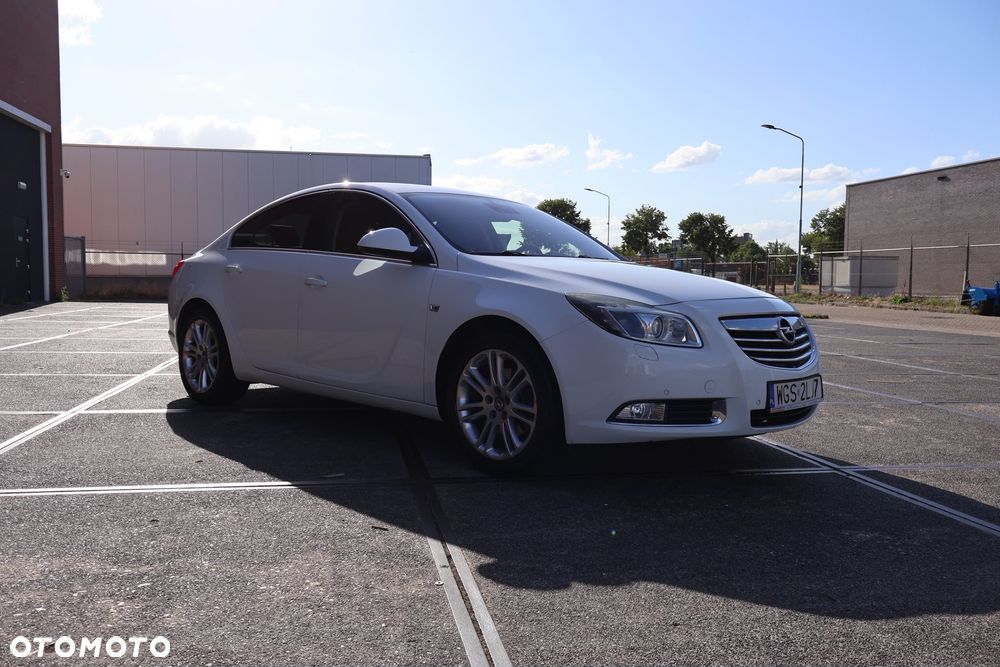 Opel Insignia - 16