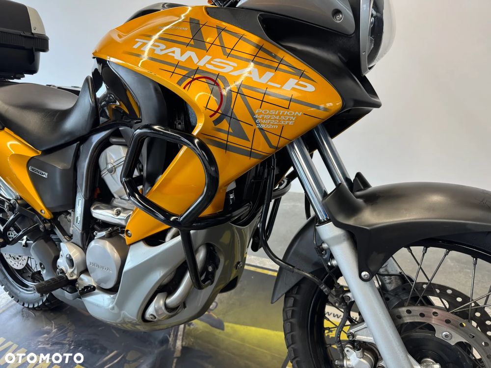 Honda XL - 9