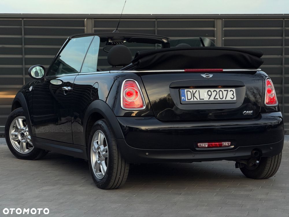 MINI ONE EU6 - 4