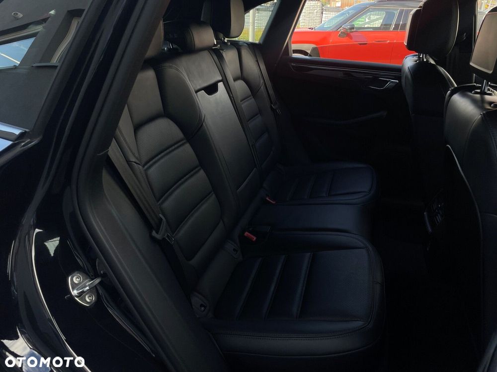 Porsche Macan - 22