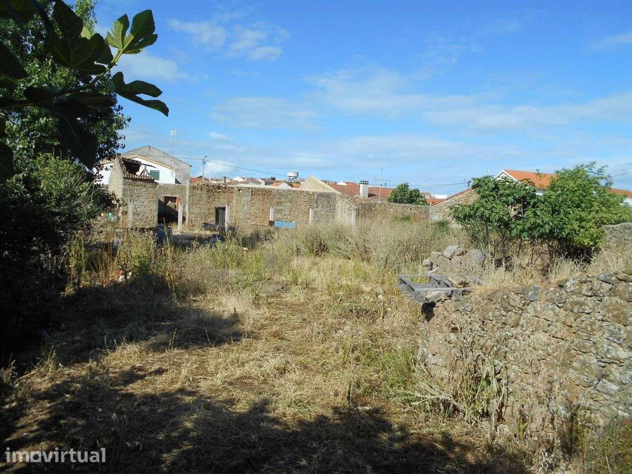 Terreno - Grande imagem: 2/7
