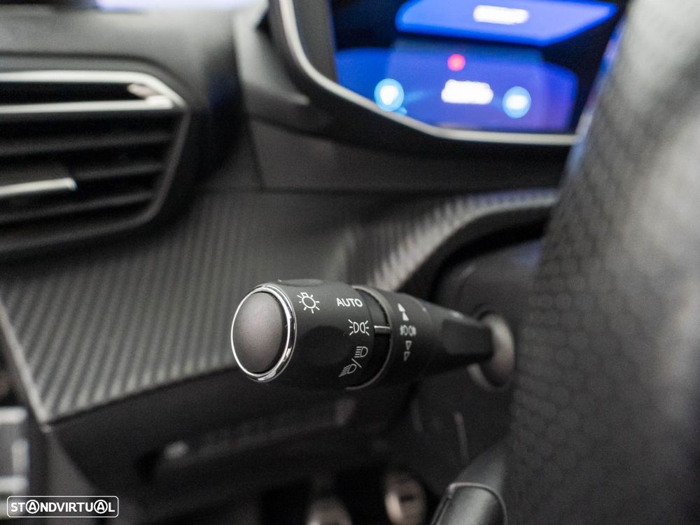 Peugeot 2008 1.2 PureTech GT - 18