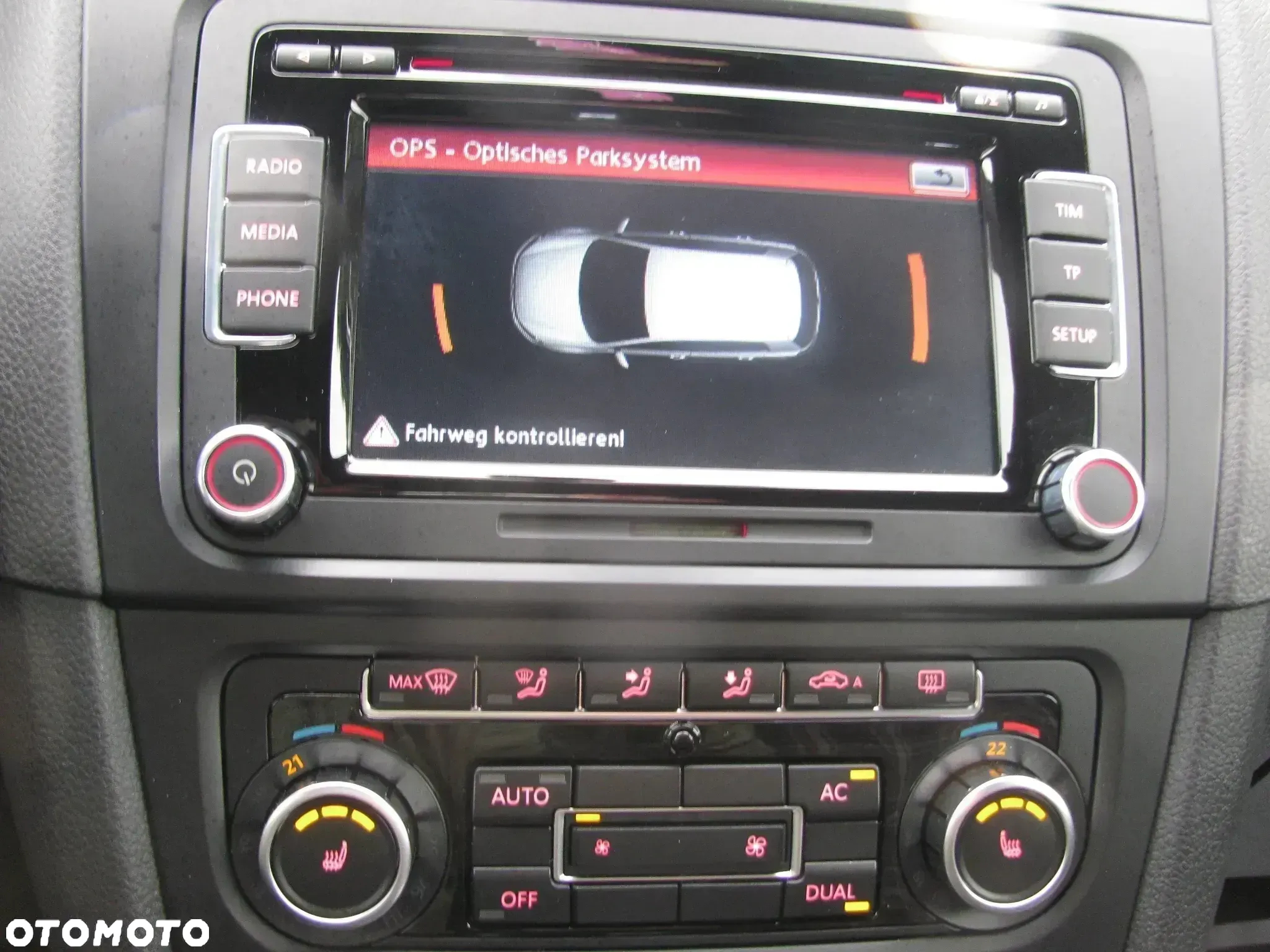 Volkswagen Golf 2.0 GTI DSG - 25
