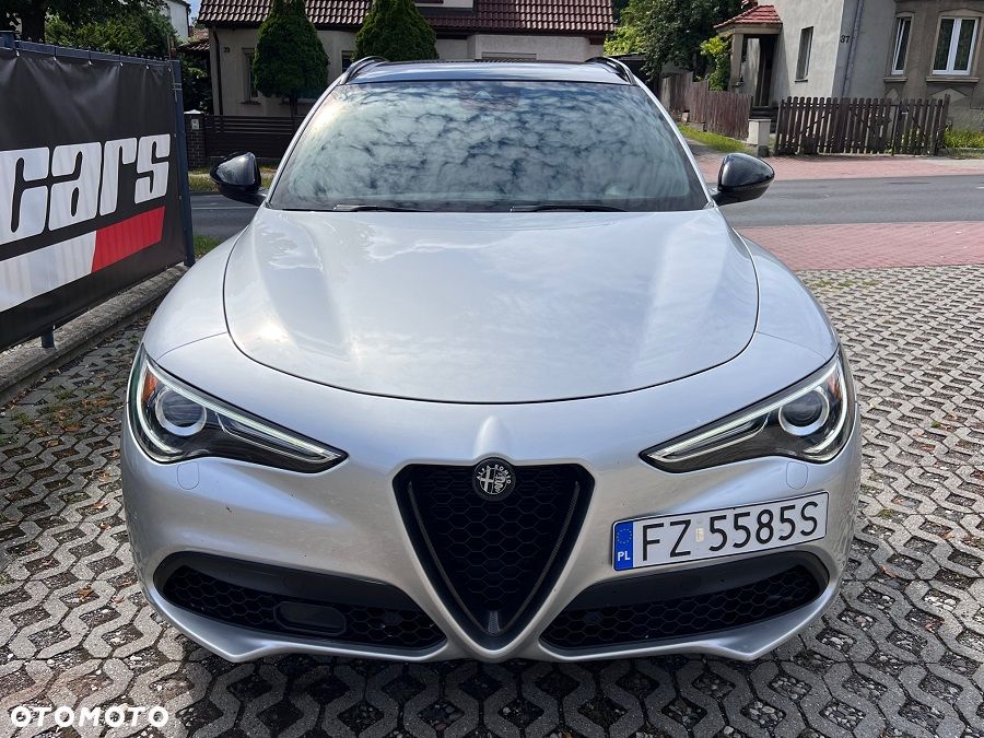 Alfa Romeo Stelvio 2.0 Turbo 16V AT8-Q4 Veloce - 2