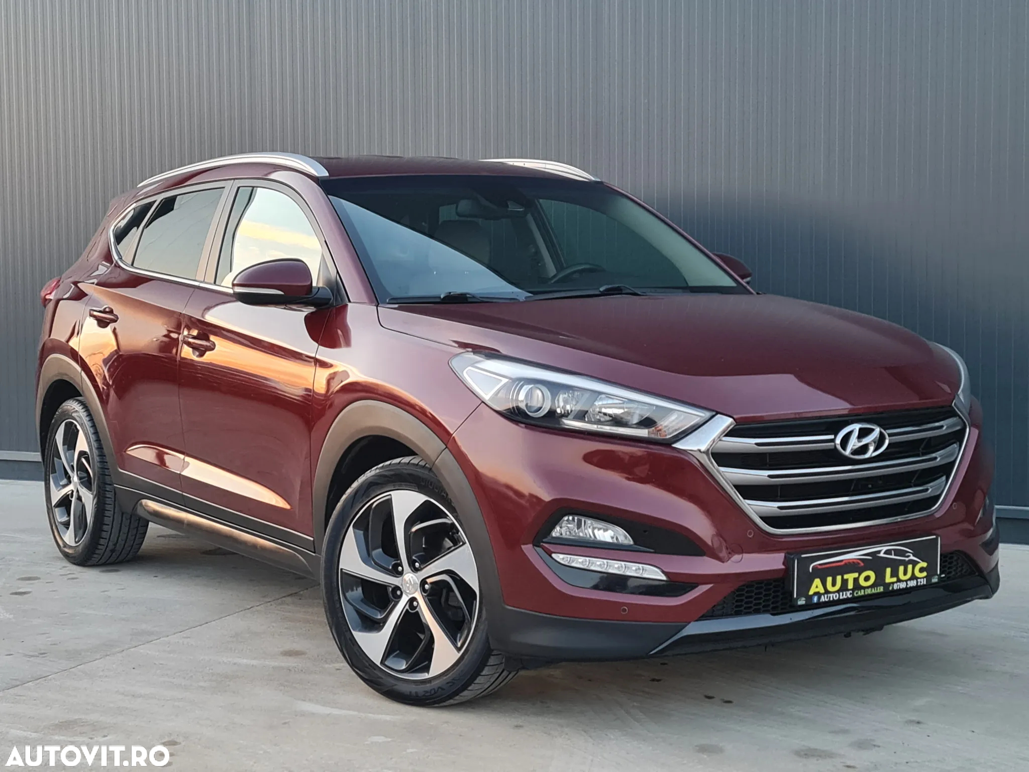 Hyundai Tucson blue 1.7 CRDi 2WD Passion Plus - 11