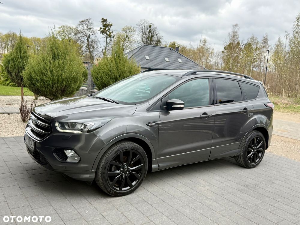 Ford Kuga 1.5 EcoBoost 2x4 ST-Line - 24