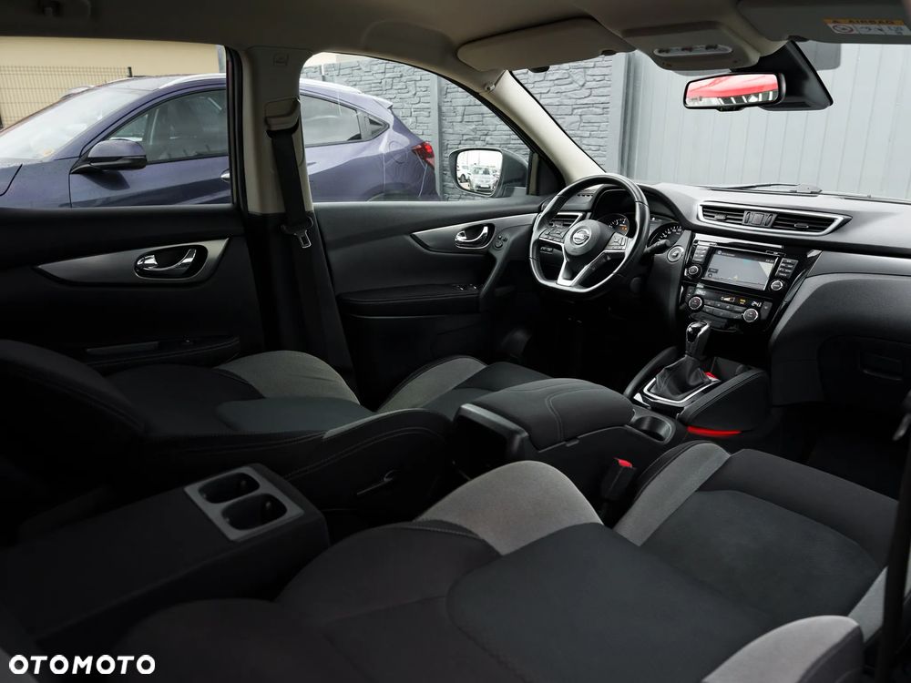 Nissan Qashqai 1.2 DIG-T N-Connecta Xtronic - 20