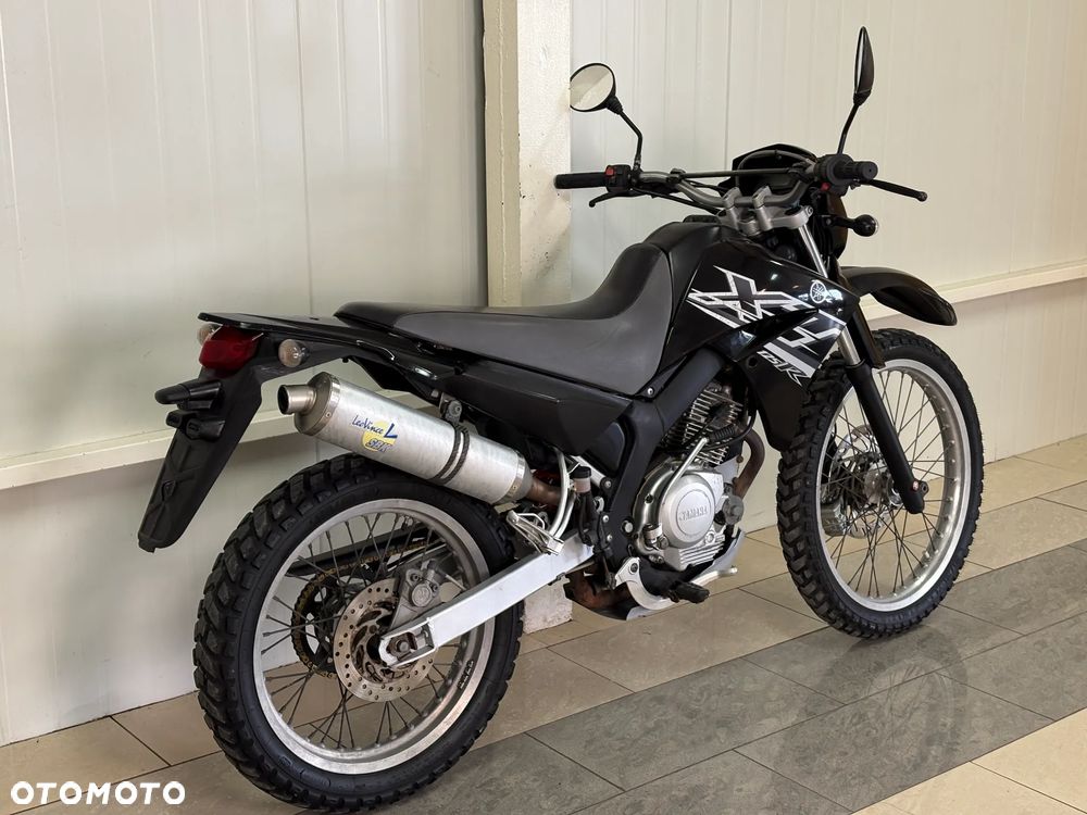 Yamaha XT - 6