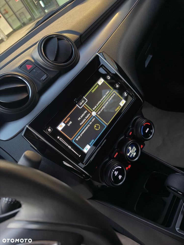 Suzuki Swift 1.2 Dualjet Hybrid CVT Comfort - 20