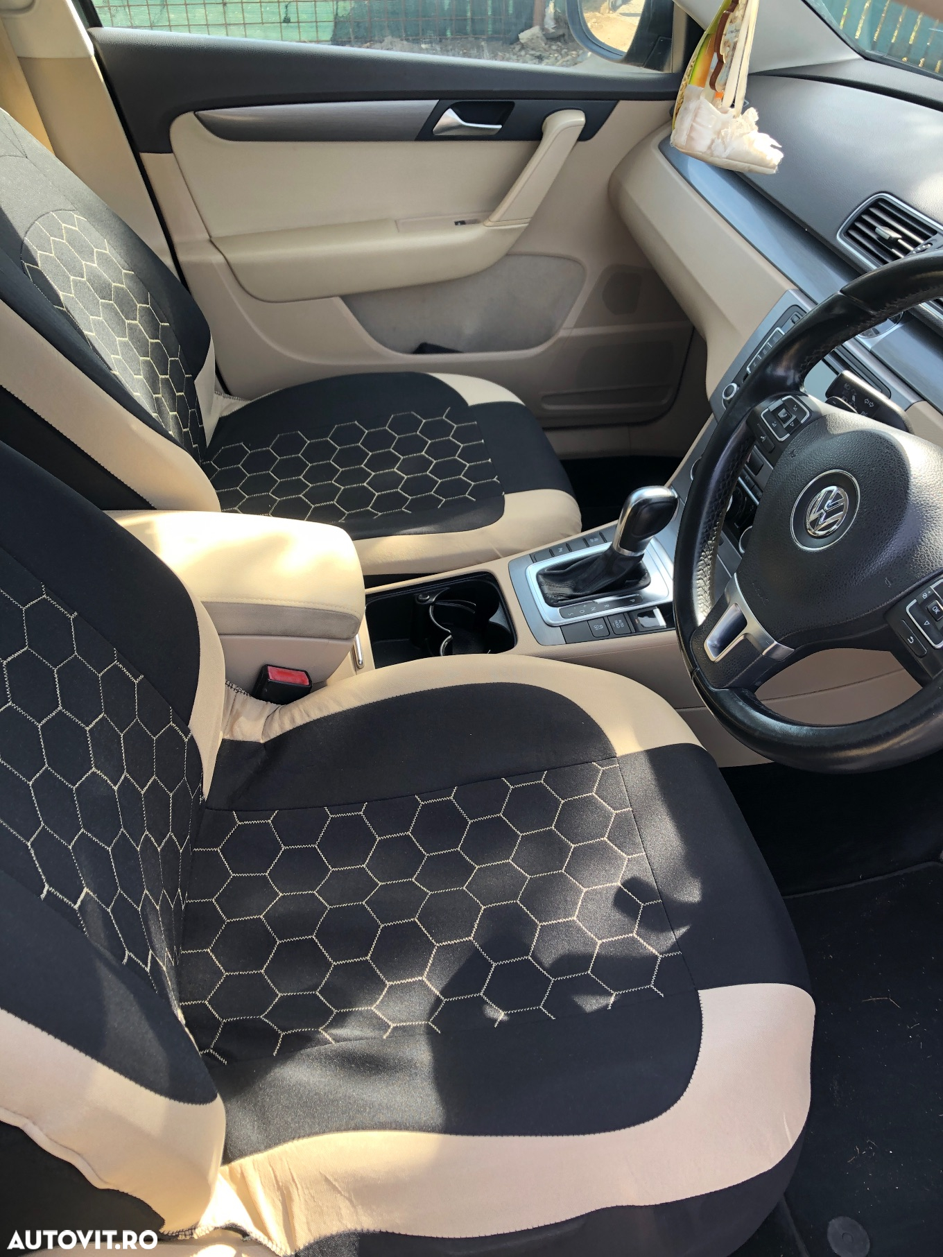 Volkswagen Passat Variant 2.0 TDI DSG BlueMotion Technology Highline - 12