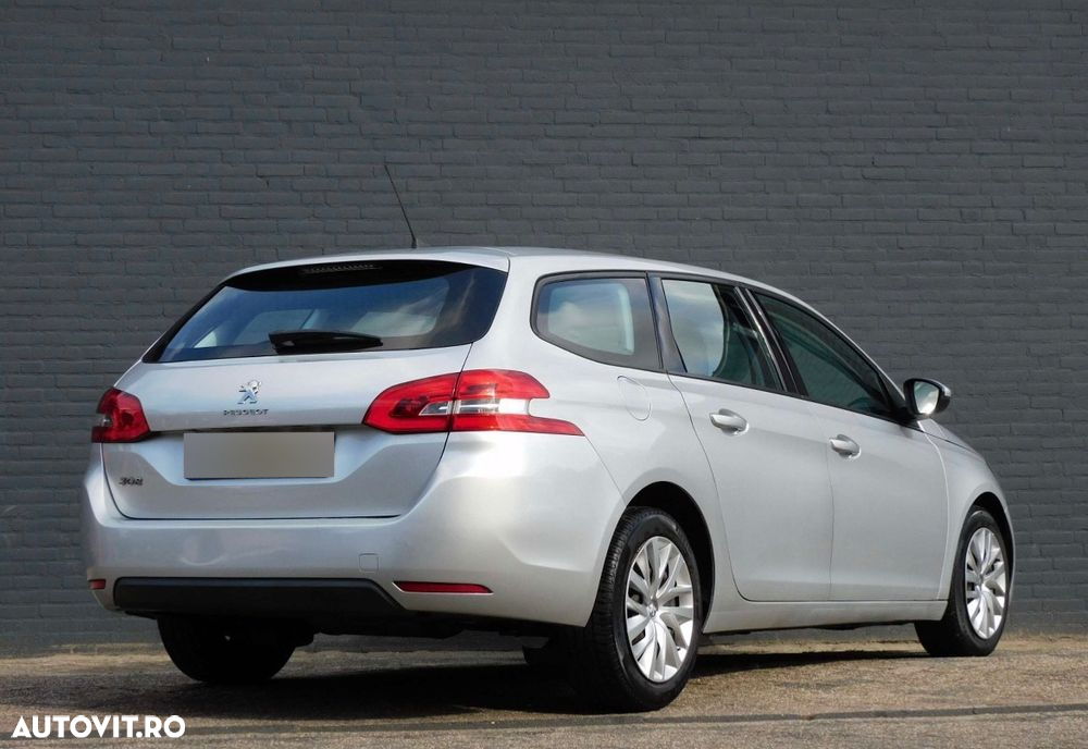 Peugeot 308 1.2 L PureTech Turbo Access - 3