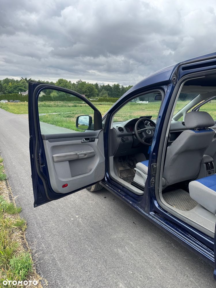 Volkswagen Caddy Life - 19