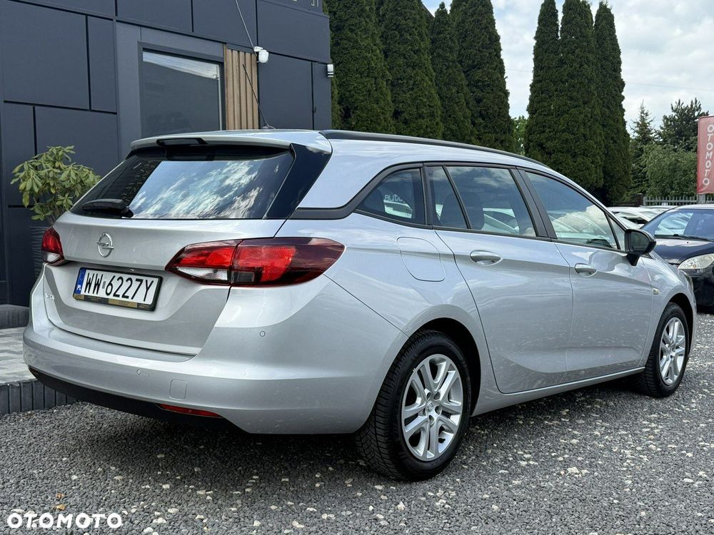Opel Astra 1.2 T Edition S&S - 10