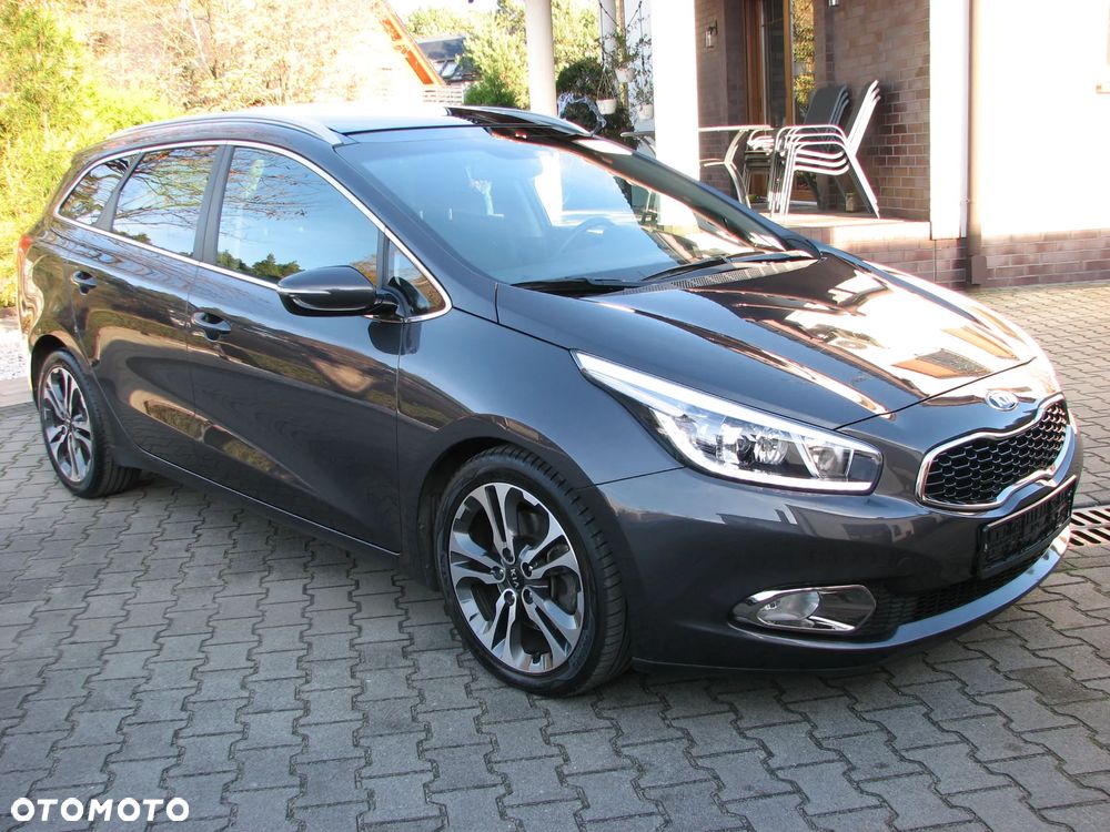 Kia Ceed 1.6 CRDi 128 Platinum Edition - 9