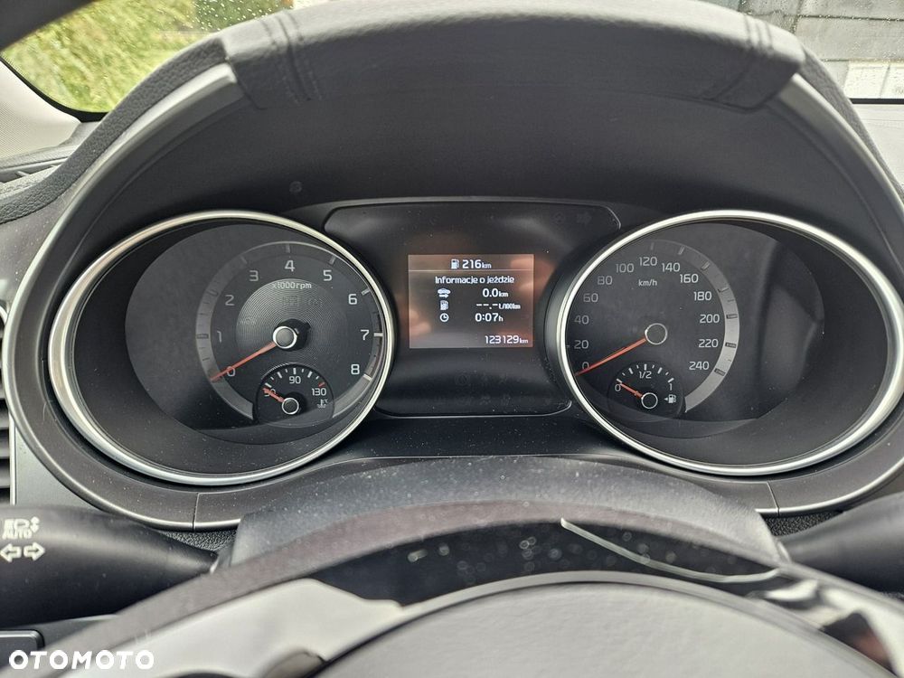 Kia Ceed - 21