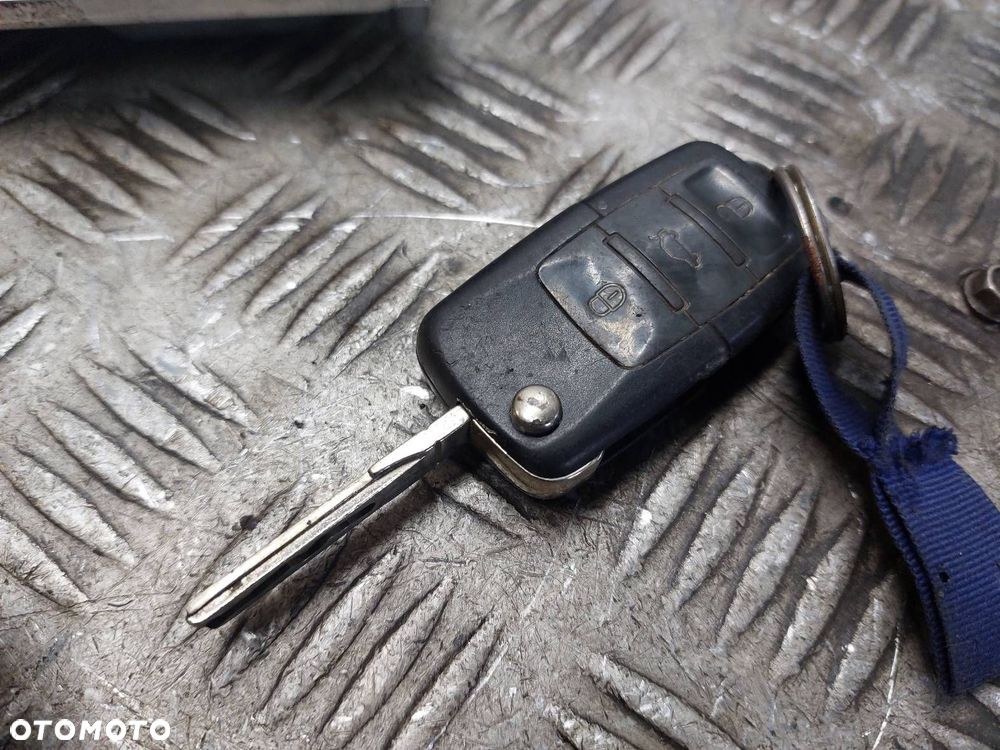 ZESTAW STARTOWY PASSAT B5 FL 1.9 TDI 038906019EJ 3B0920826A 4B0905851A - 6