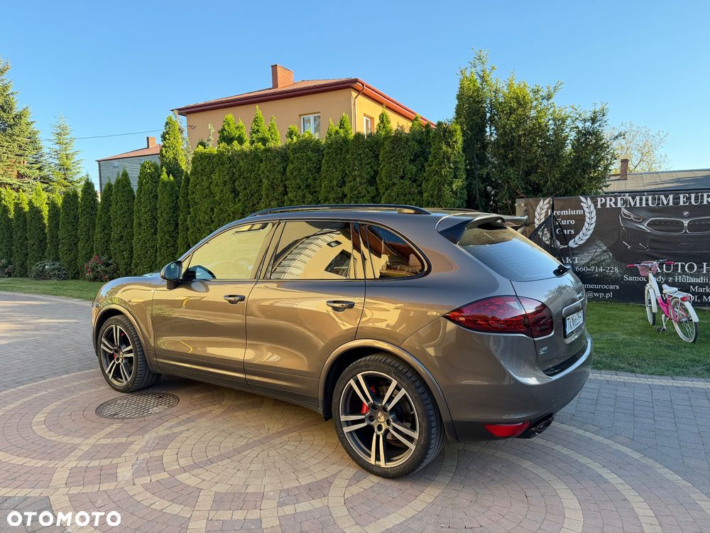 Porsche Cayenne S Diesel - 23