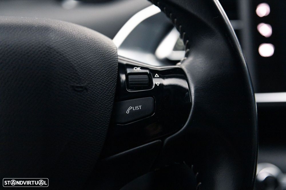 Peugeot 308 SW 1.5 BlueHDi Active - 28