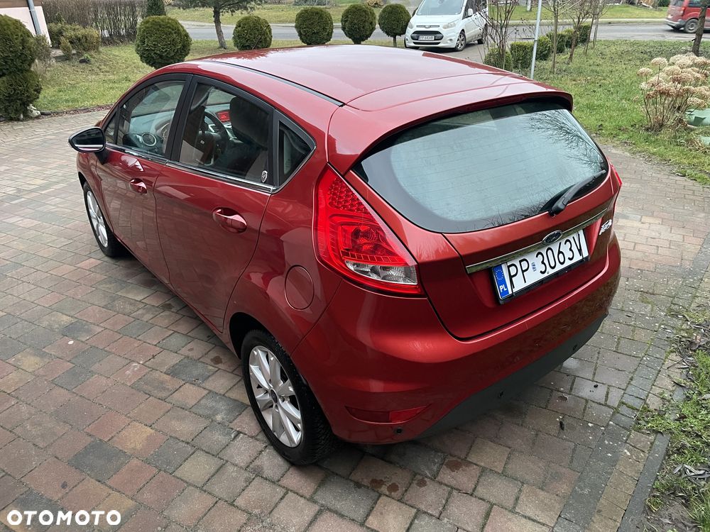 Ford Fiesta 1.4 Ghia - 7