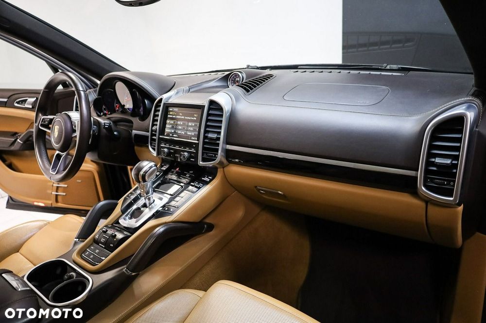 Porsche Cayenne S Diesel - 24