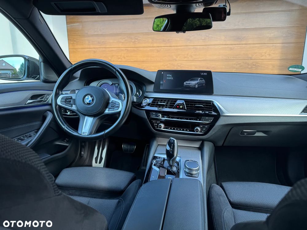 BMW Seria 5 520d Touring M Sport Edition - 16