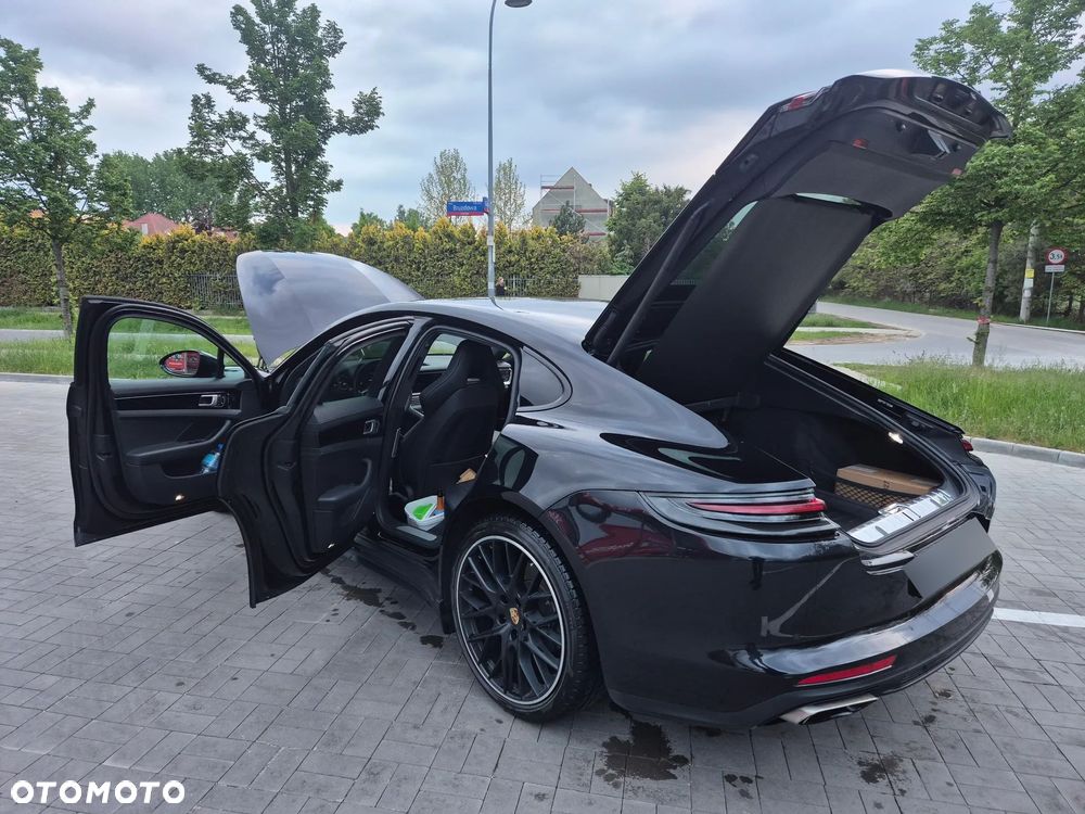 Porsche Panamera 4 - 16