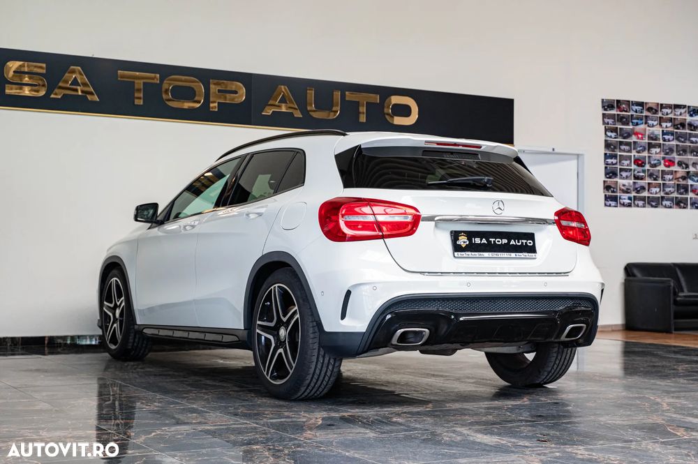 Mercedes-Benz GLA 250 7G-DCT AMG Line - 32