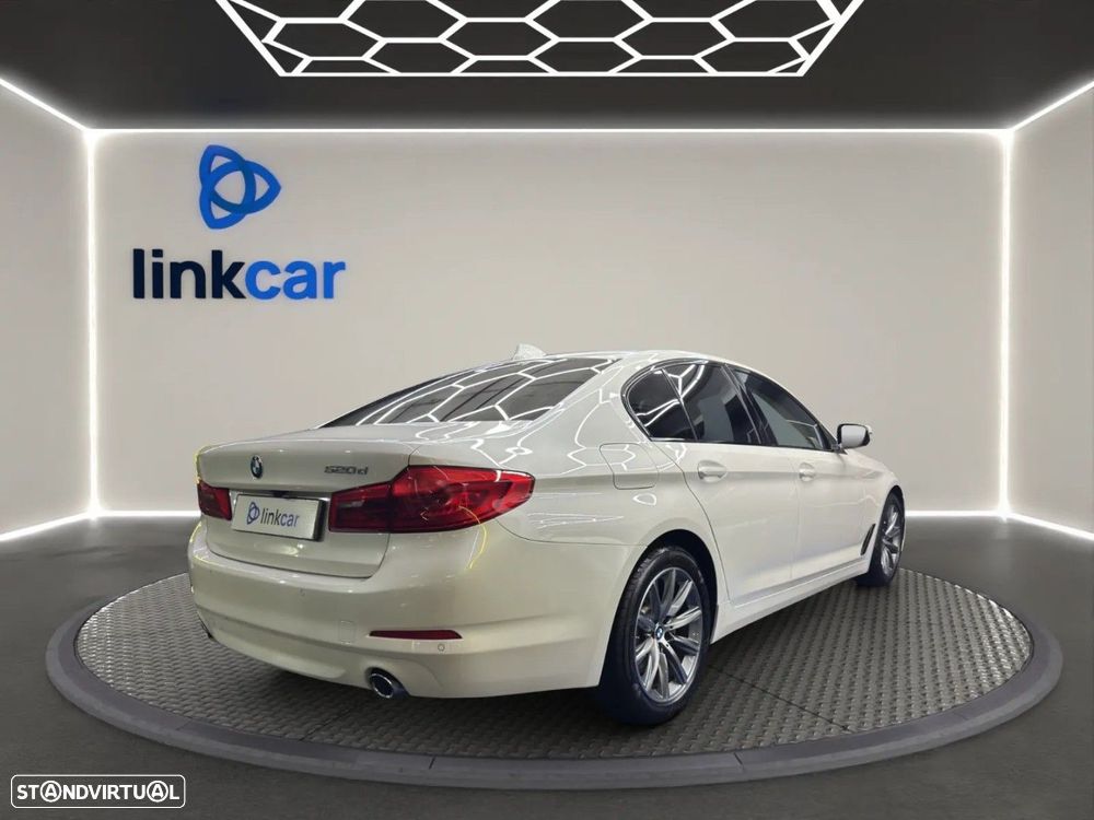 BMW 520 d Line Luxury Auto - 6