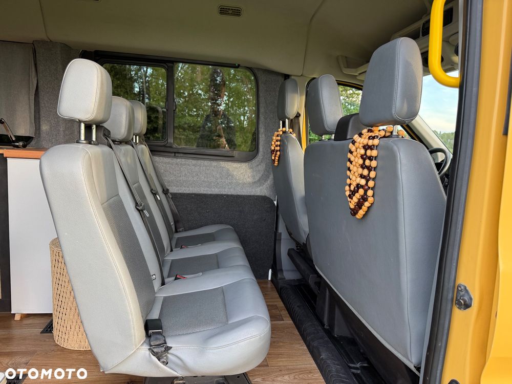 Ford Transit - 12