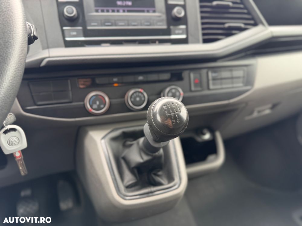 Volkswagen Transporter dT6.1 Furgon KR 2.0 TDI - 27