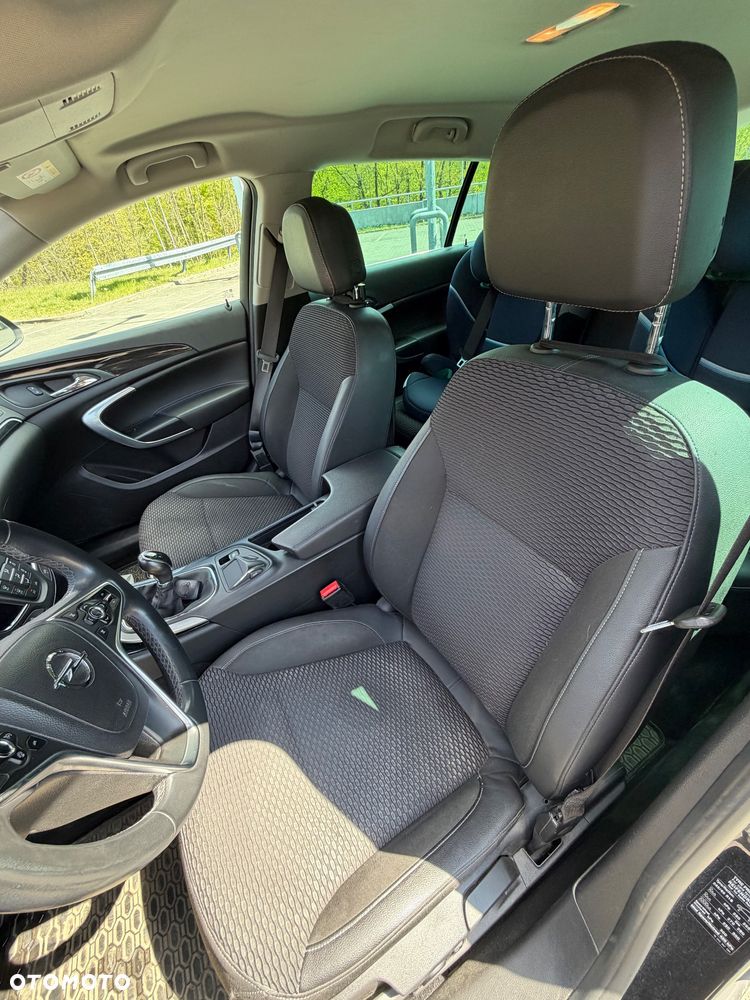 Opel Insignia 2.0 T Cosmo S&S - 12