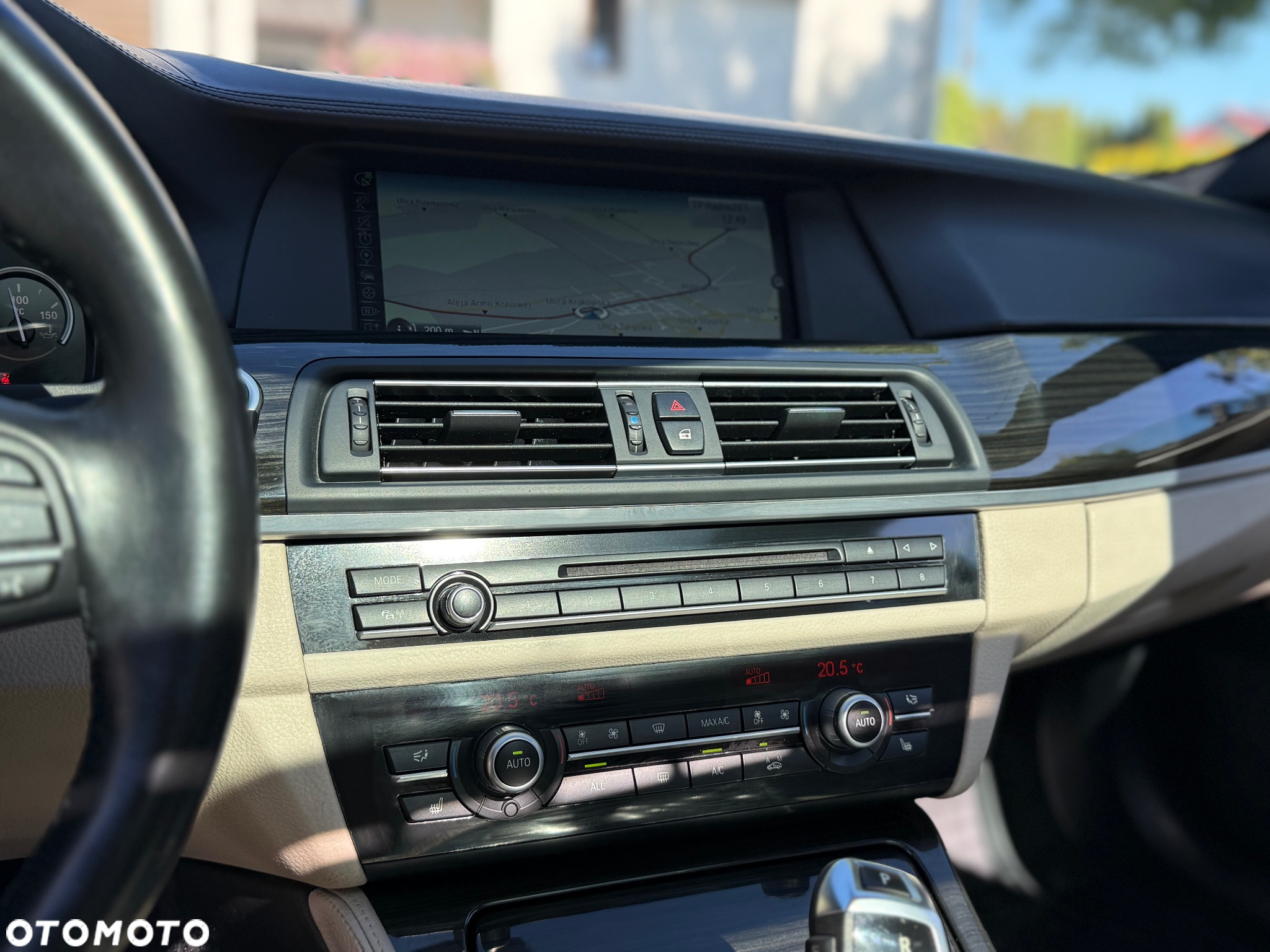 BMW Seria 5 525d Touring Sport-Aut - 22