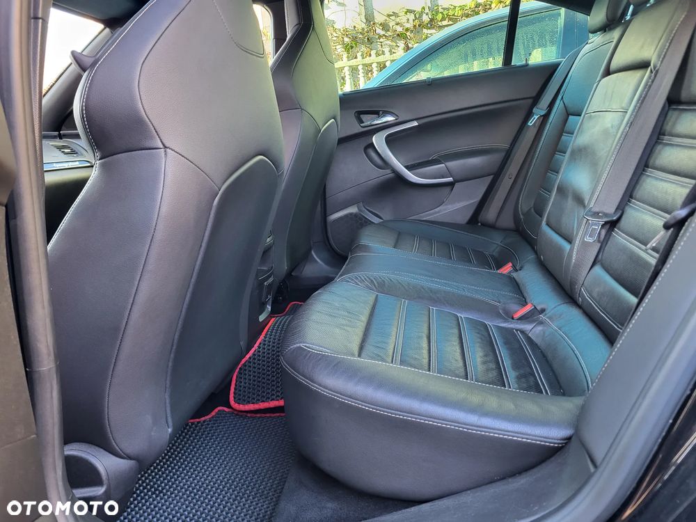 Opel Insignia 2.8 T V6 OPC - 23