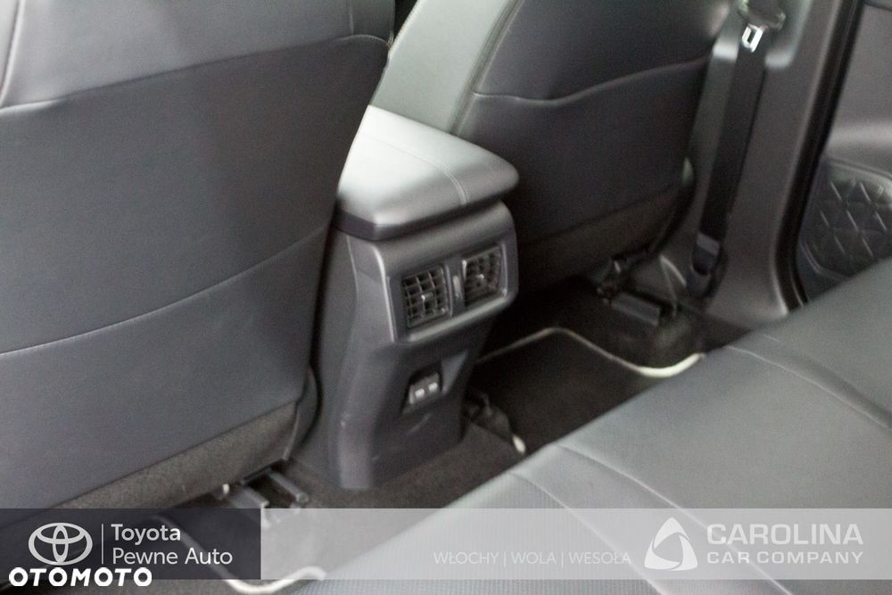 Toyota RAV4 - 18