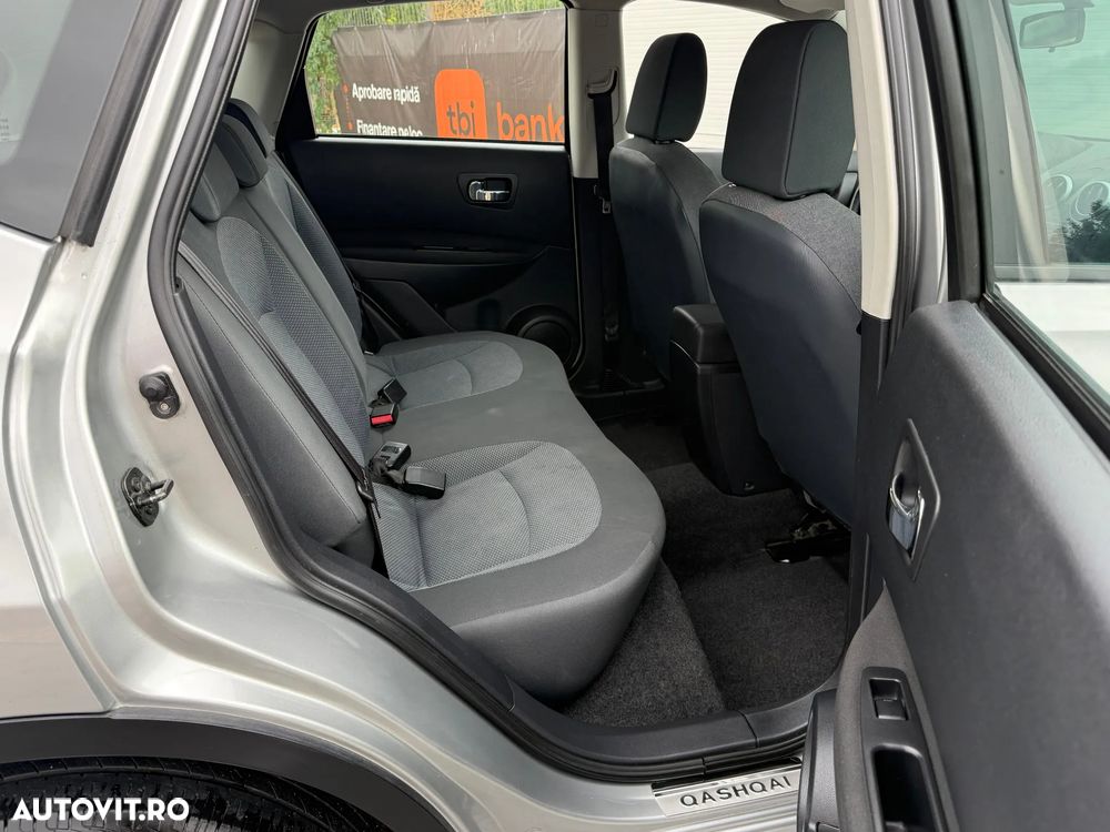 Nissan Qashqai 1.5 DCI VISIA - 9