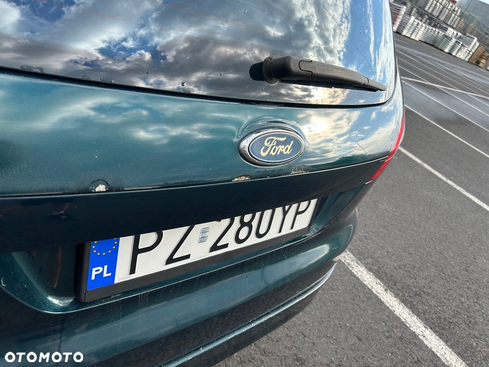 Ford Mondeo 2.5 Titanium - 11