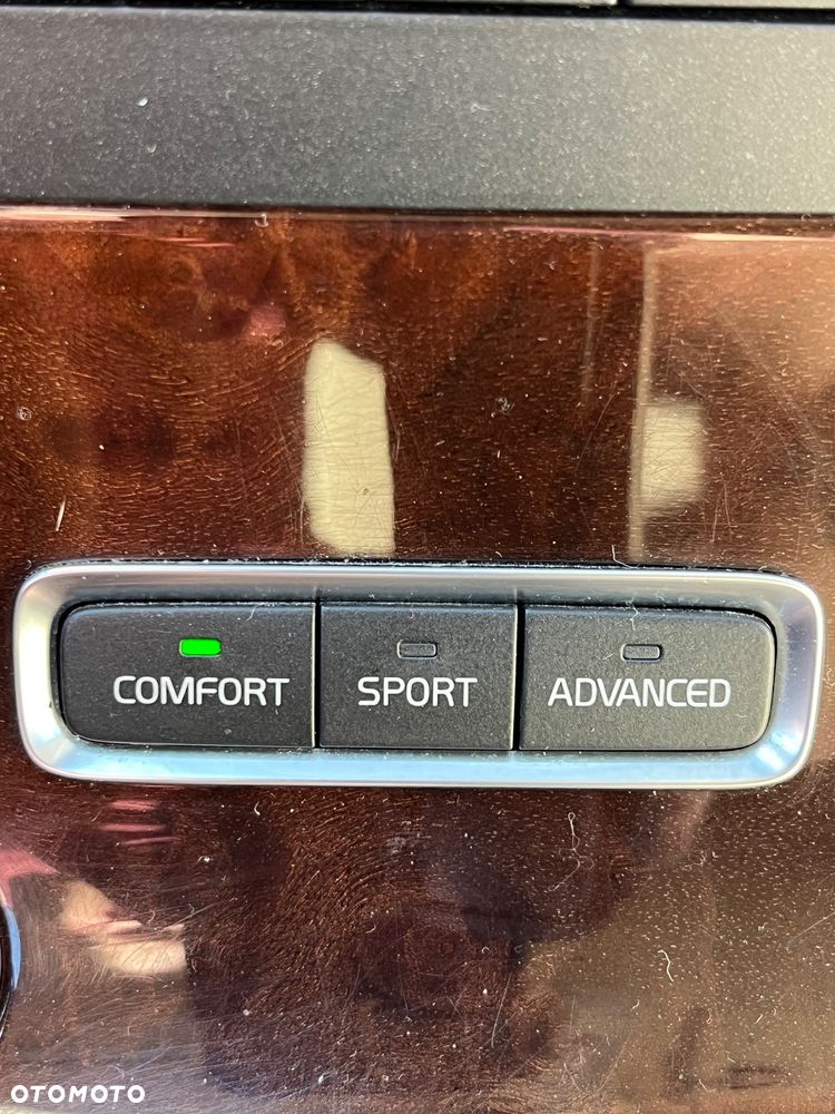 Volvo XC 60 - 28
