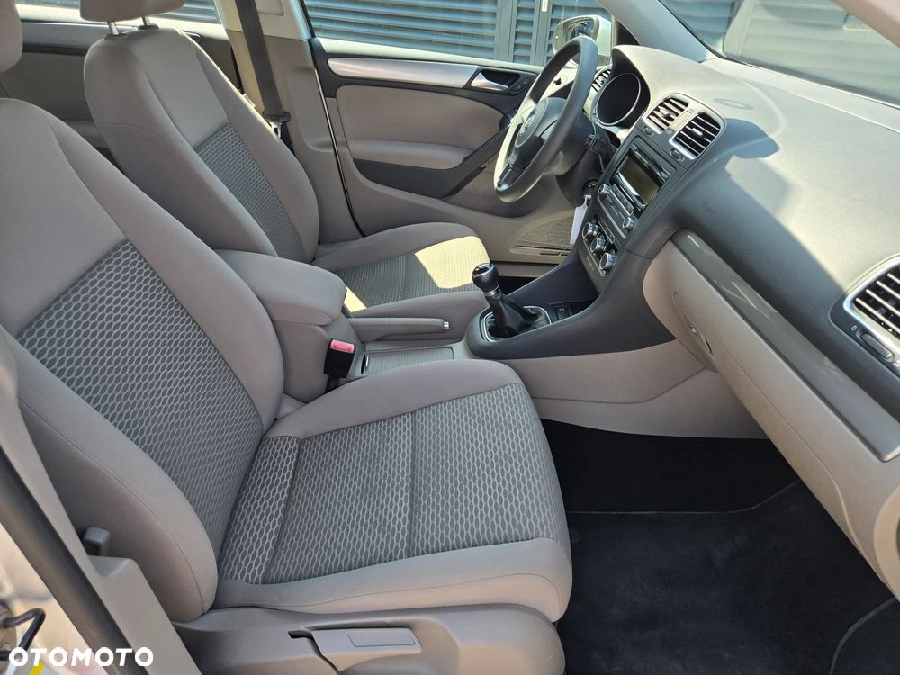 Volkswagen Golf 1.6 United - 19
