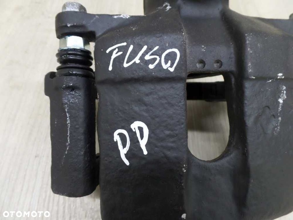 MITSUBISHI CANTER FUSO 7C18 4.9 DID ZACISK PRZOD PRAWY 07-12 - 7