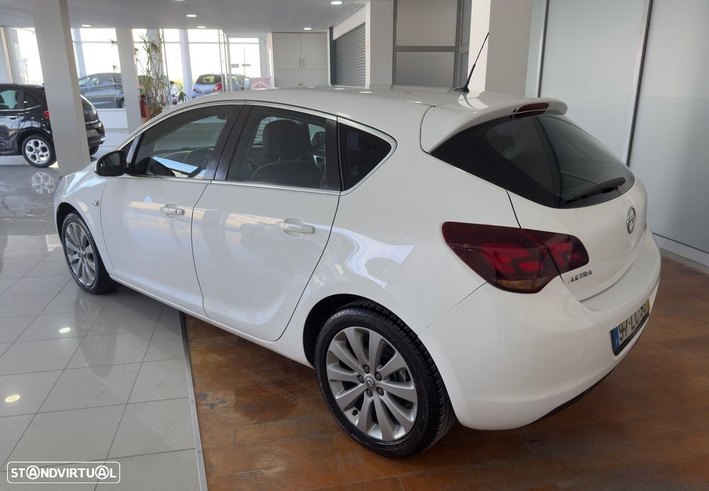 Opel Astra 1.3 CDTi Cosmo - 16