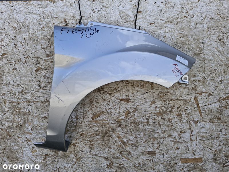 ford fiesta mk7 błotnik prawy przód przedni - 2